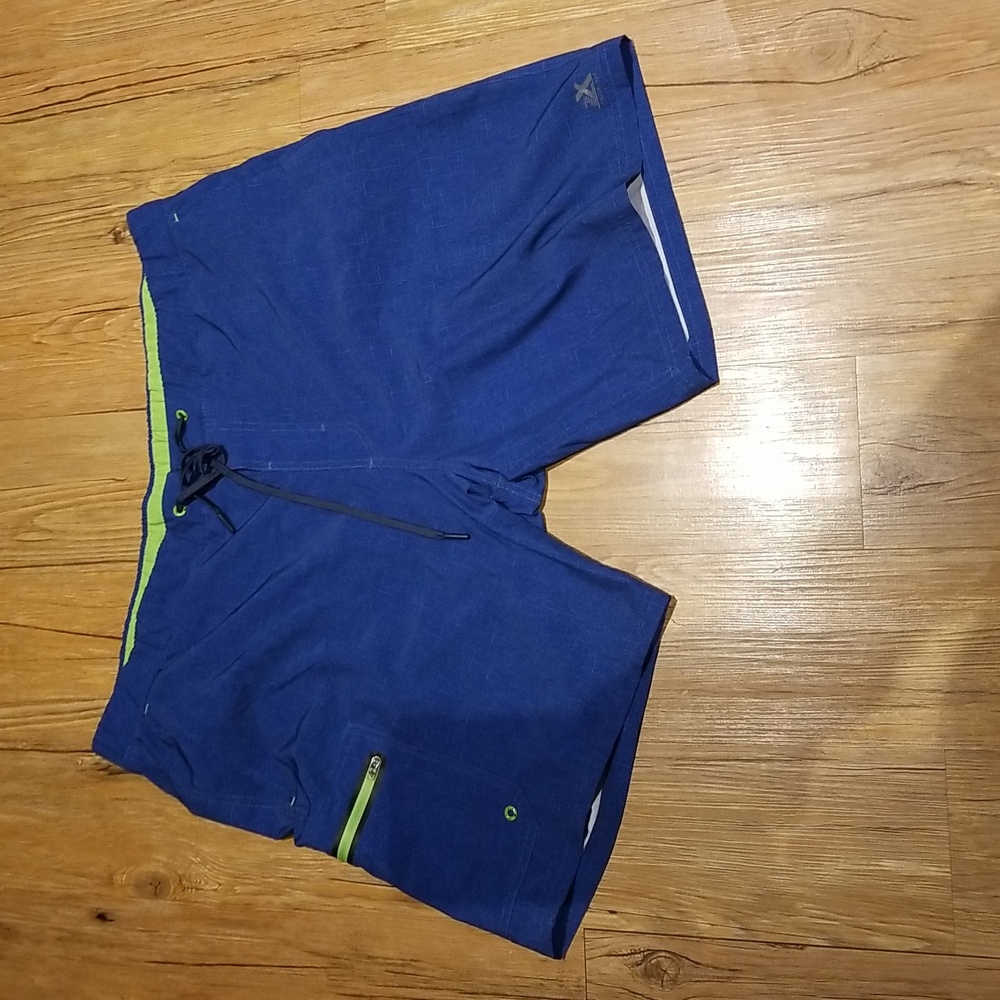 Like new Xersion swim trucks soft lined pockets/zipped pockets szXXL